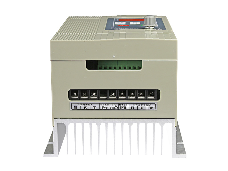 4000H通用變頻器，變頻器三相380V，變頻器廠家，電機(jī)變頻器