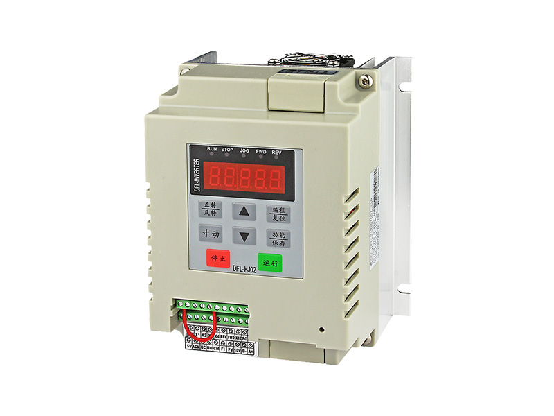 200N單相水泵變頻器，220V供水變頻器，恒壓供水變頻器