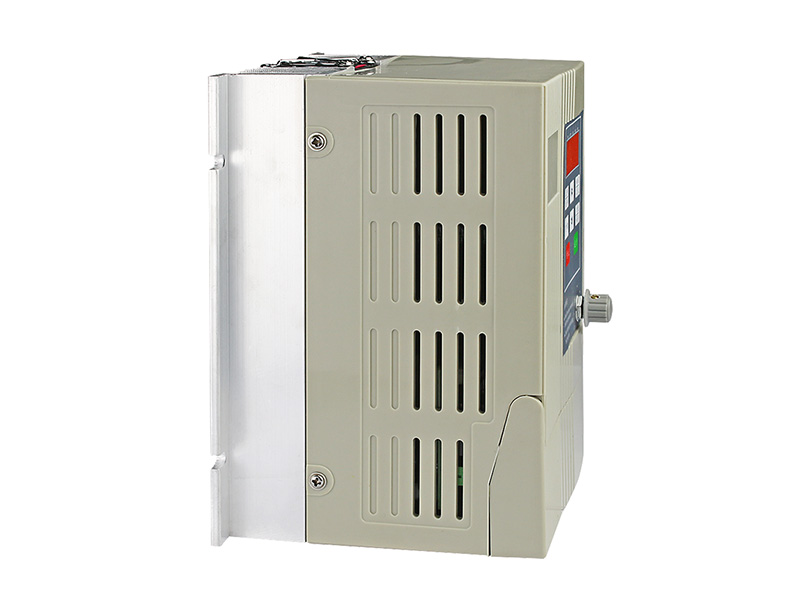 4000H三相水泵變頻器，380V恒壓供水變頻器，變頻恒壓供水，變頻器廠家